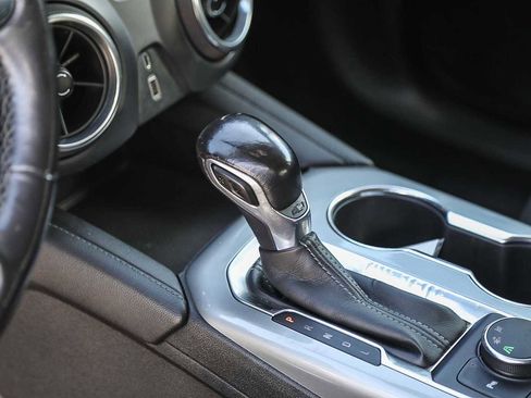 Used 2019 Chevrolet Blazer LT image 20