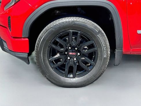 Used 2024 GMC Sierra 1500 Elevation w/ LPO, Elevation Black Package AWD/4WD image 31