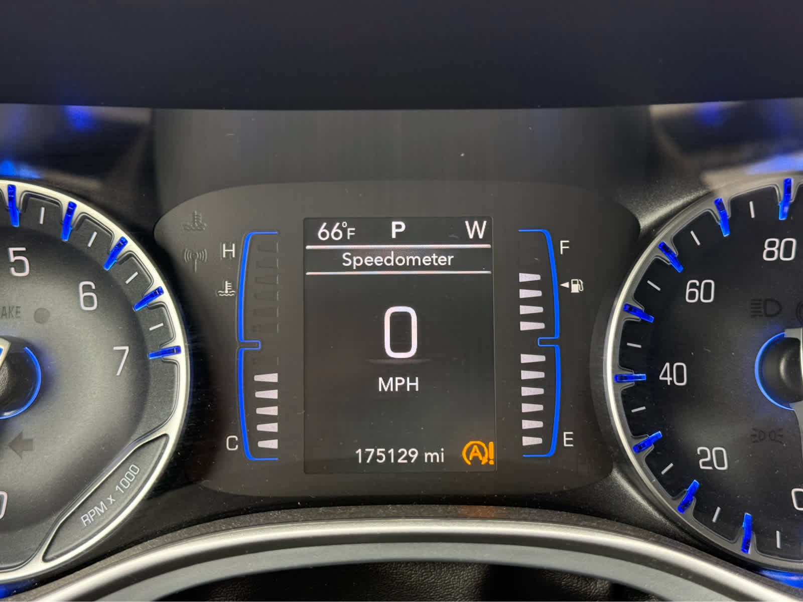 Used 2020 Chrysler Pacifica Touring-L w/ S Appearance Package FWD image 16