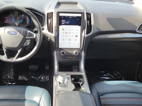 Certified 2024 Ford Edge SEL w/ Sport Appearance Package AWD/4WD image 16