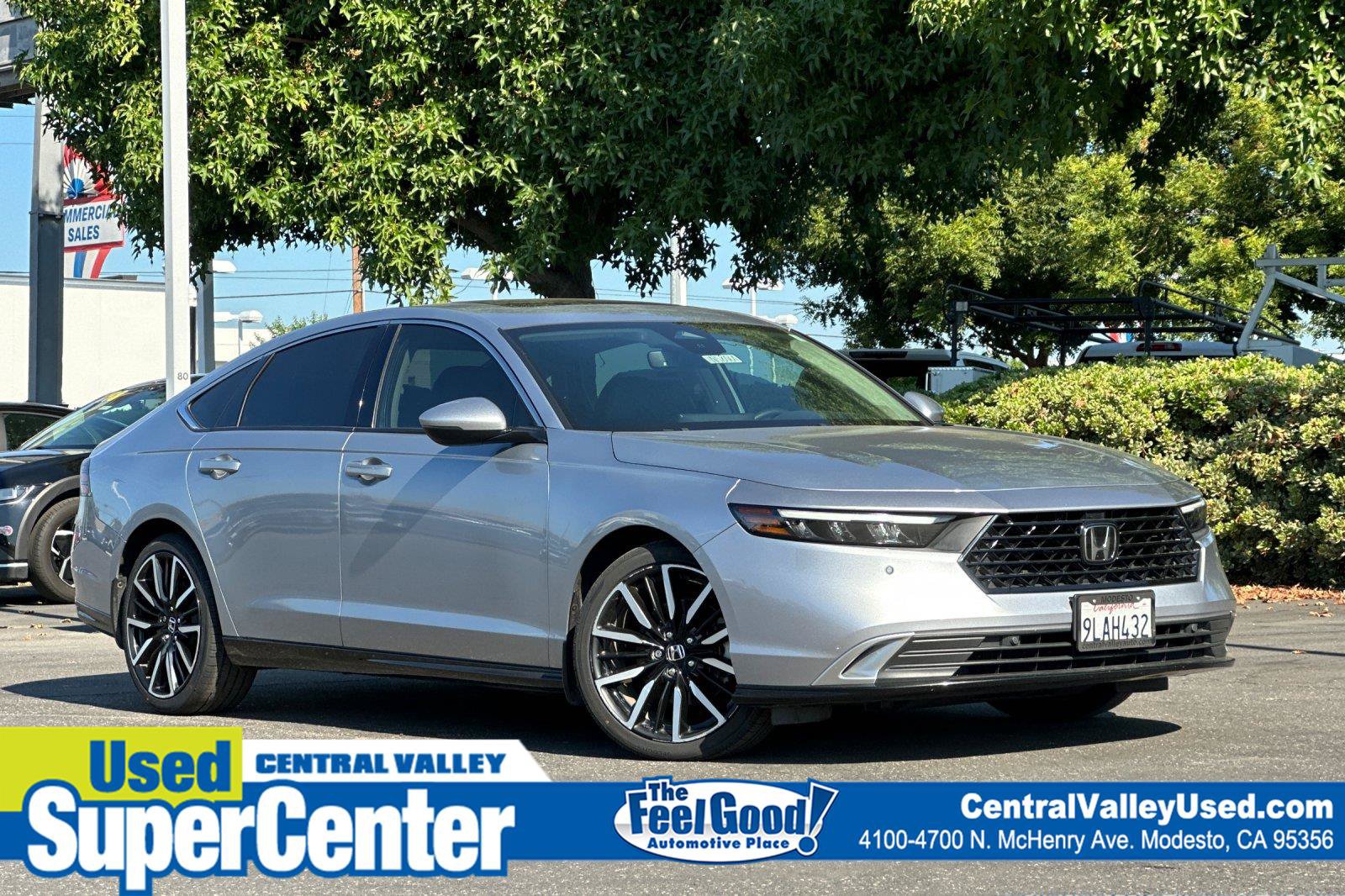 Used 2024 Honda Accord Touring image 1