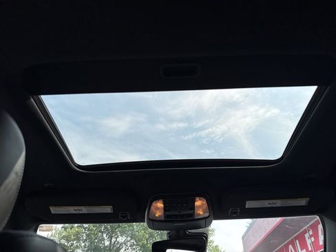 Used 2023 Dodge Durango R/T image 51