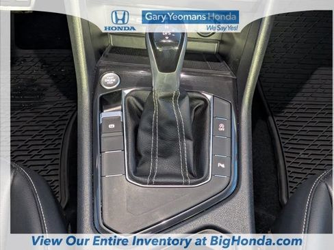 Used 2023 Volkswagen Tiguan SE R-Line FWD image 19