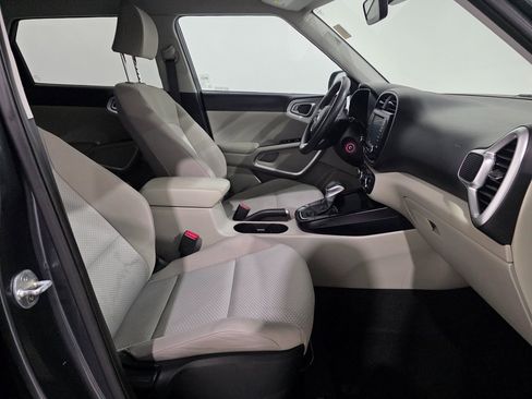 Used 2021 Kia Soul LX image 21