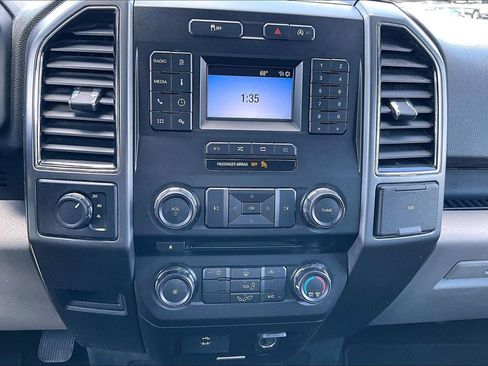Used 2018 Ford F150 XLT AWD/4WD image 32