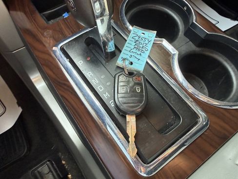 Used 2012 Ford F150 Lariat w/ Lariat Chrome Pkg AWD/4WD image 20