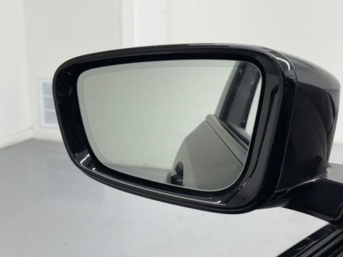 Used 2018 BMW 540i image 18