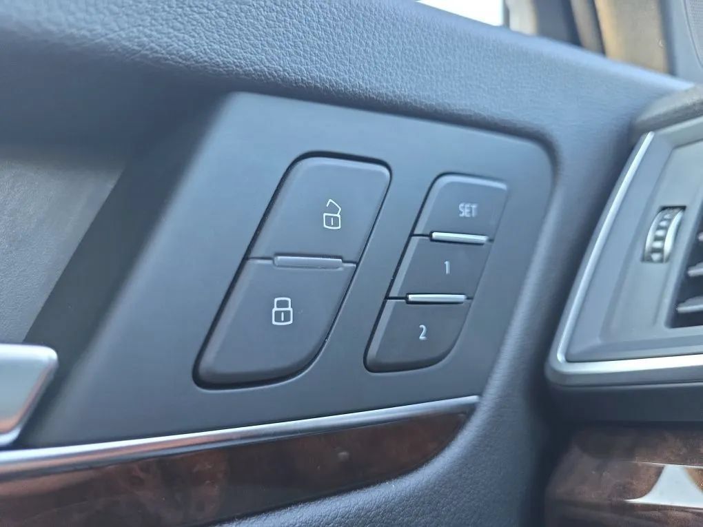 Used 2018 Audi Q5 2.0T Premium Plus w/ Premium Plus Package AWD/4WD image 26