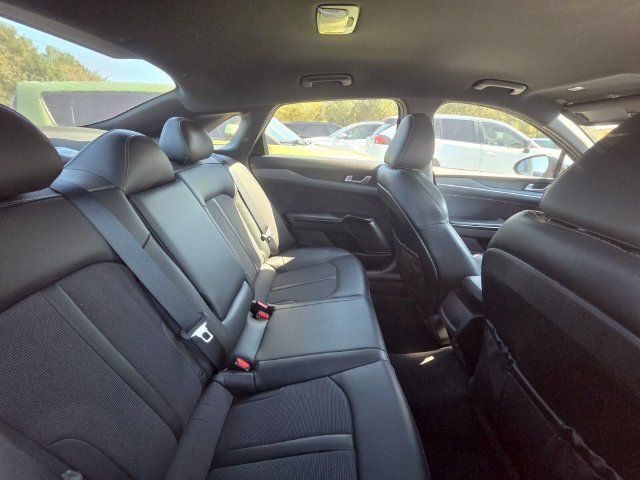 Used 2023 Kia K5 GT-Line w/ GT-Line Premium Package FWD image 11