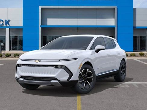 New 2025 Chevrolet Equinox EV LT FWD image 6