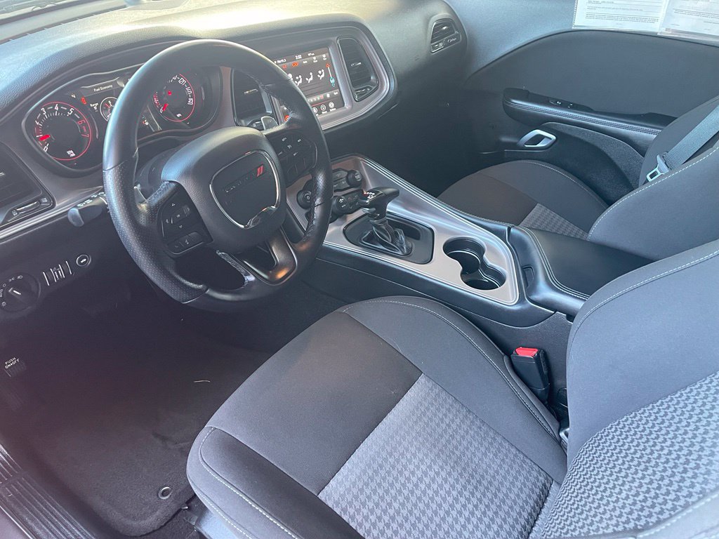 Used 2023 Dodge Challenger R/T RWD image 5