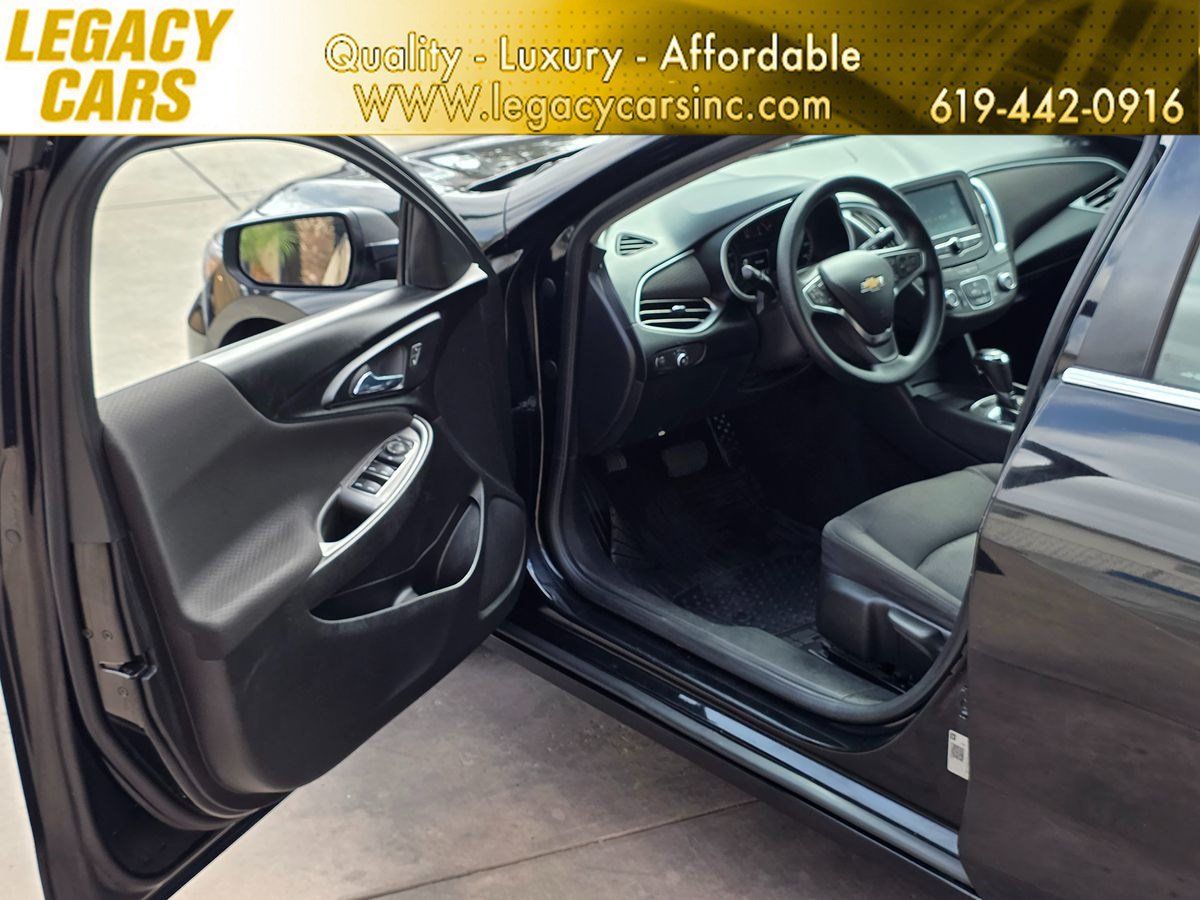 Used 2018 Chevrolet Malibu LS FWD image 48