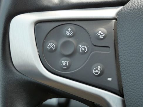 Used 2024 GMC Terrain SLT image 43