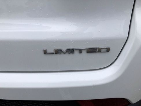 Used 2023 Jeep Compass Limited AWD/4WD image 6
