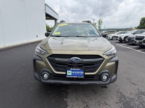 Used 2025 Subaru Outback Onyx Edition AWD/4WD image 3