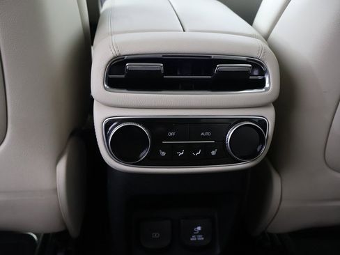 Used 2023 Genesis GV80 2.5T w/ Prestige Package image 57