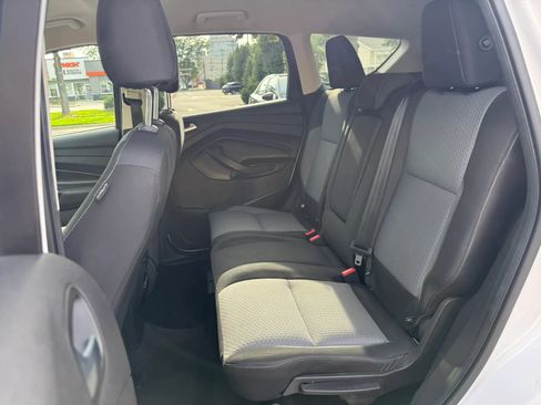 Used 2017 Ford Escape SE FWD image 14
