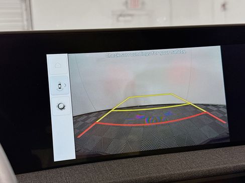 Used 2023 Kia EV6 Wind image 23