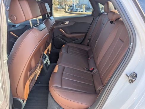 Used 2019 Audi A4 2.0T Premium w/ Convenience Package image 14