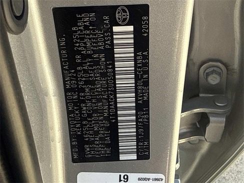 Used 2025 Toyota Camry LE image 19