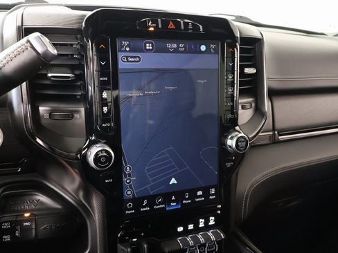 Used 2024 RAM 2500 Limited image 7