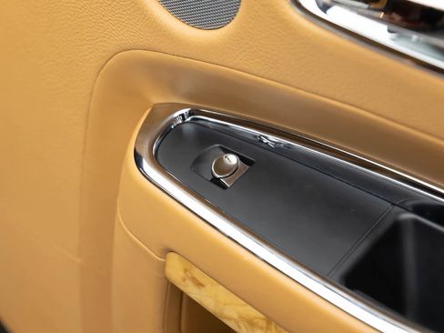 Used 2013 Rolls-Royce Ghost RWD image 41