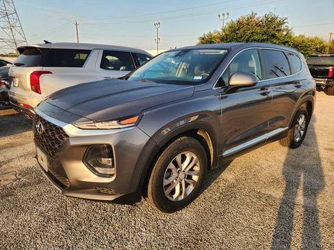 Used 2019 Hyundai Santa Fe SE AWD/4WD image 3