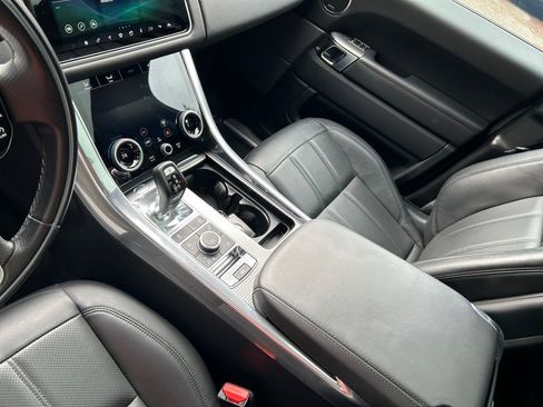Used 2019 Land Rover Range Rover Sport Supercharged AWD/4WD image 19