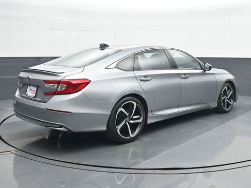 Used 2022 Honda Accord Sport image 6