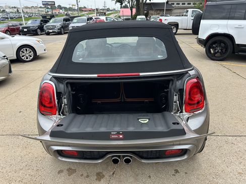 Used 2016 MINI Cooper S image 7