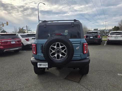 Used 2023 Ford Bronco Badlands image 6