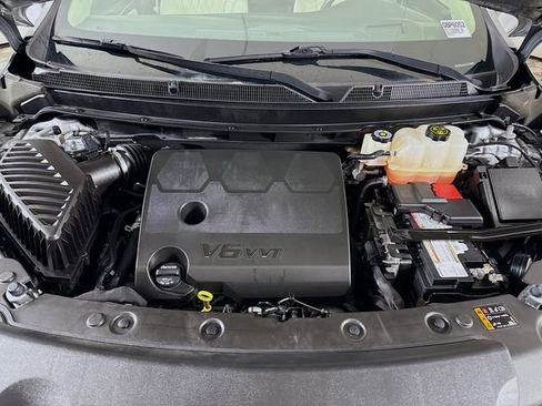 Used 2023 Buick Enclave Avenir w/ Avenir Technology Package image 36