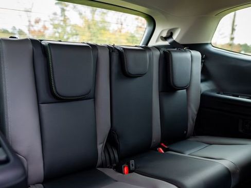 New 2025 Subaru Ascent Onyx Edition image 10