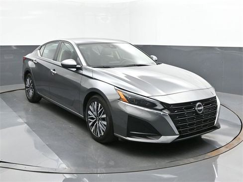 Certified 2023 Nissan Altima 2.5 SV image 22