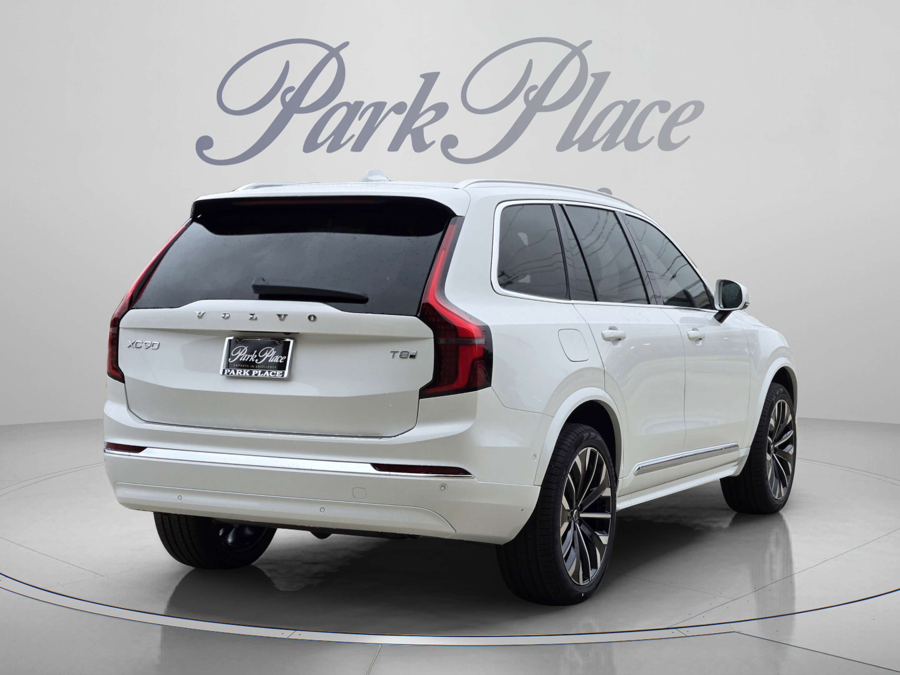 New 2026 Volvo XC90 T8 Plus w/ Protection Package Premier AWD/4WD image 6