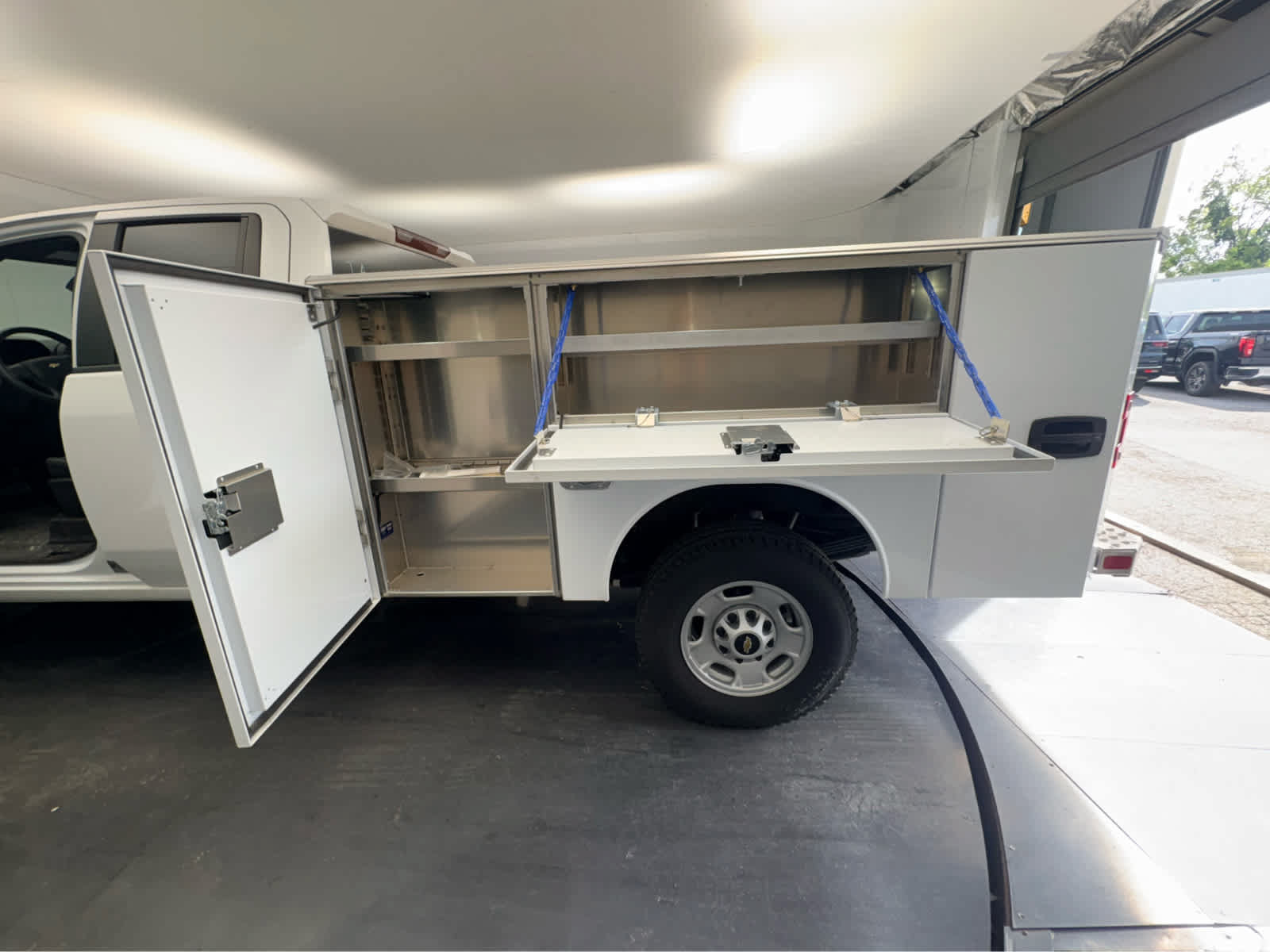 Used 2025 Chevrolet Silverado 2500 W/T w/ WT Convenience Package RWD image 12