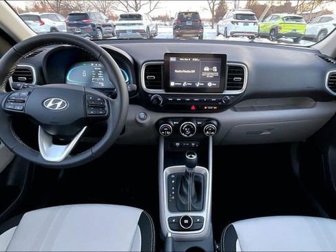 New 2026 Hyundai Venue SEL image 5