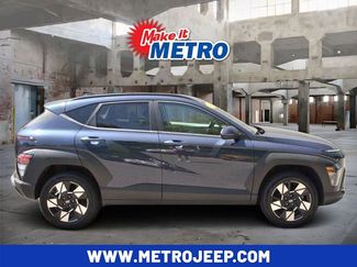 Used 2024 Hyundai Kona SEL AWD/4WD video 1