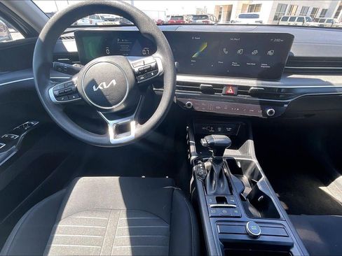 Used 2025 Kia K5 LXS FWD image 16