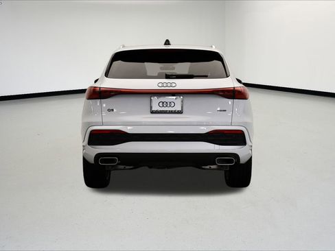 Used 2025 Audi Q5 Premium Plus w/ Premium Plus image 4