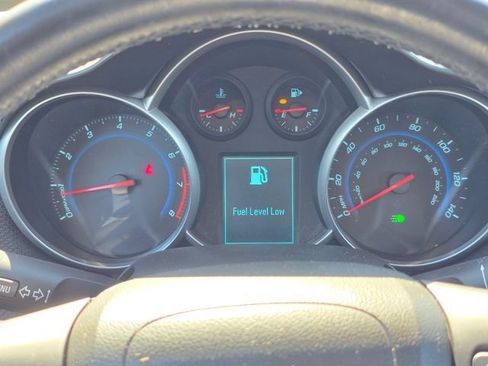 Used 2011 Chevrolet Cruze LT FWD image 24