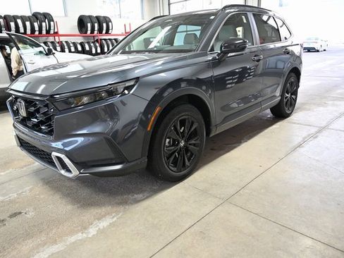 Used 2025 Honda CR-V Sport Touring image 8