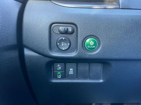 Used 2022 Honda Pilot Sport image 42