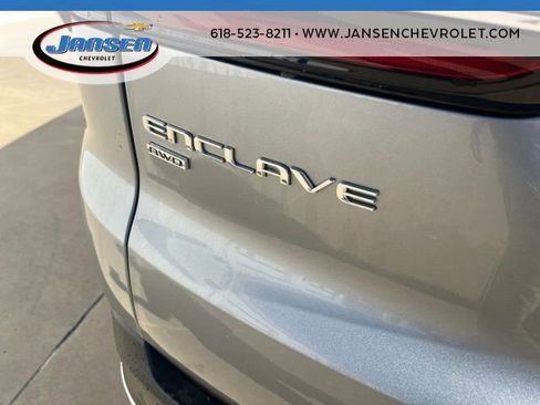 Used 2025 Buick Enclave Preferred AWD/4WD image 7