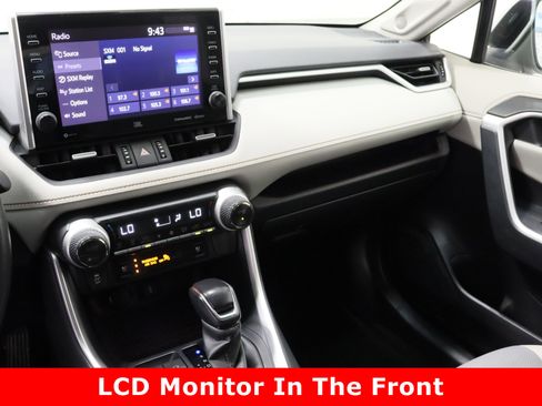 Certified 2022 Toyota RAV4 Limited image 16