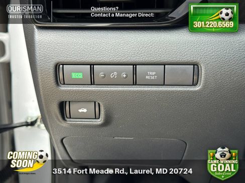 Used 2024 Nissan Sentra SV FWD image 26