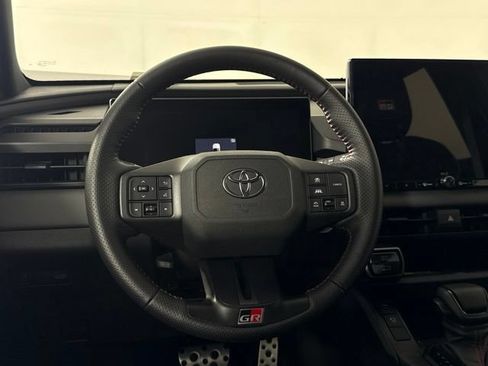 Used 2026 Toyota RAV4 AWD Plug-in Hybrid image 29