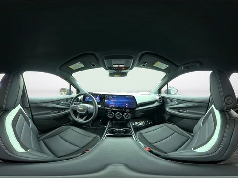 Used 2024 Chevrolet Blazer EV LT image 34