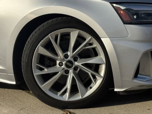 Used 2022 Audi A5 2.0T Premium image 3