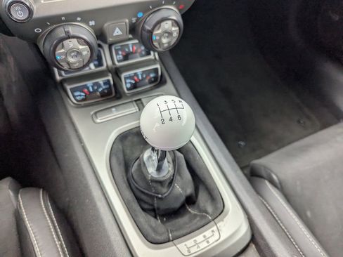 Used 2015 Chevrolet Camaro SS w/ SS Performance Package RWD image 28